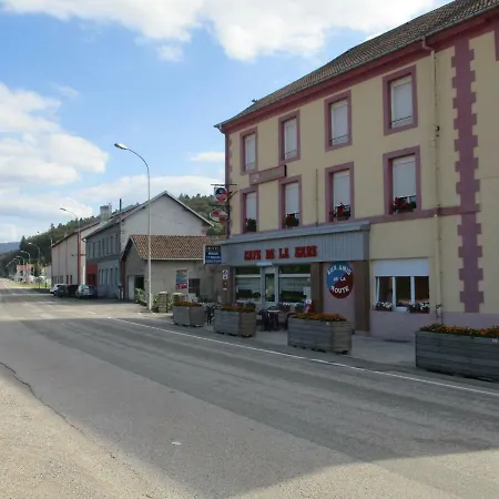 Aux Amis De La Route 호텔 2*